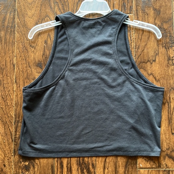 Outdoor Voices cropped muscle tank, size small - Picture 4 of 4